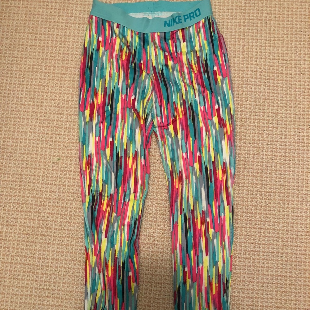 Women’s small Nike Pro blue streaked leggings
